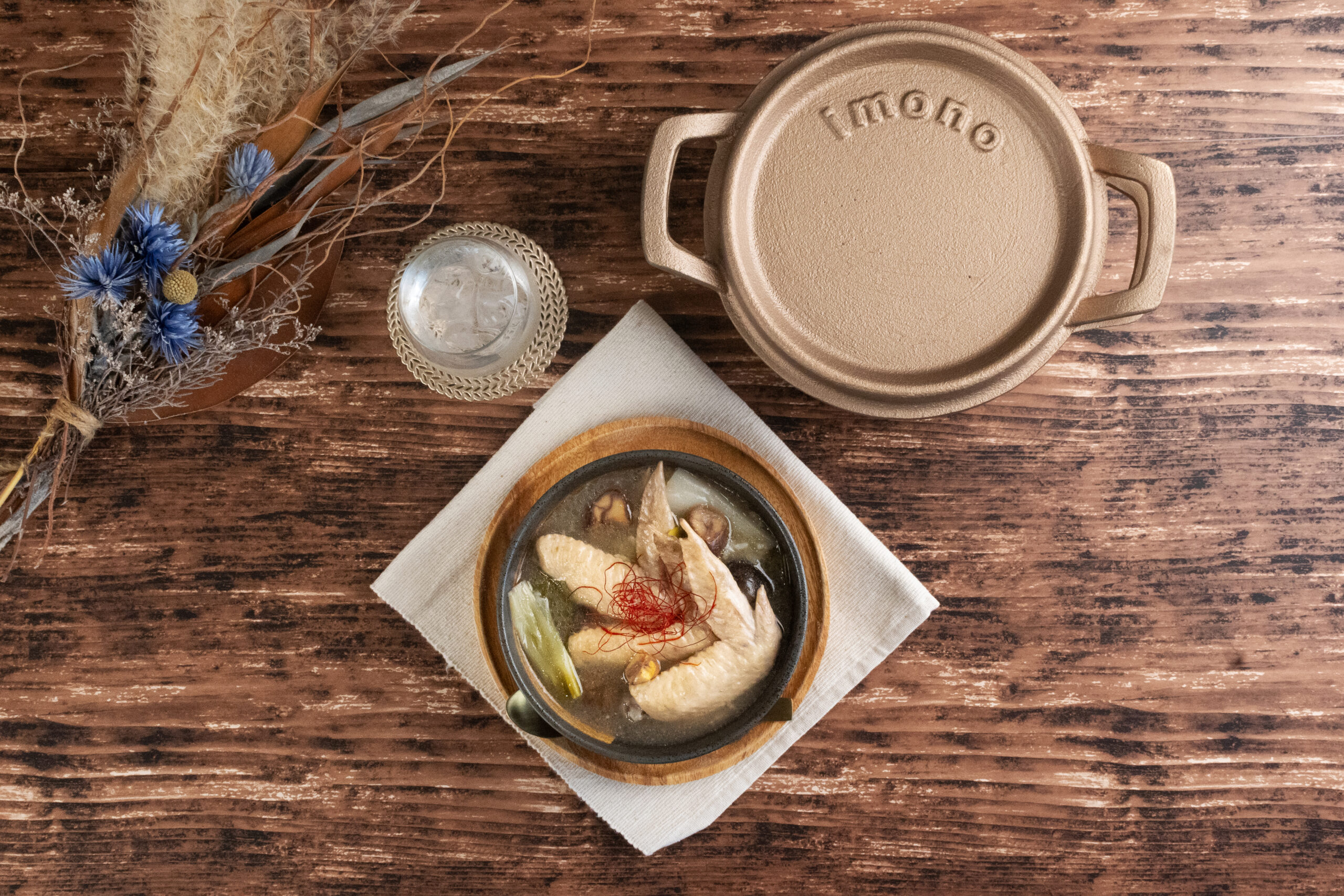 角度を変えるだけで料理の魅力は変わります